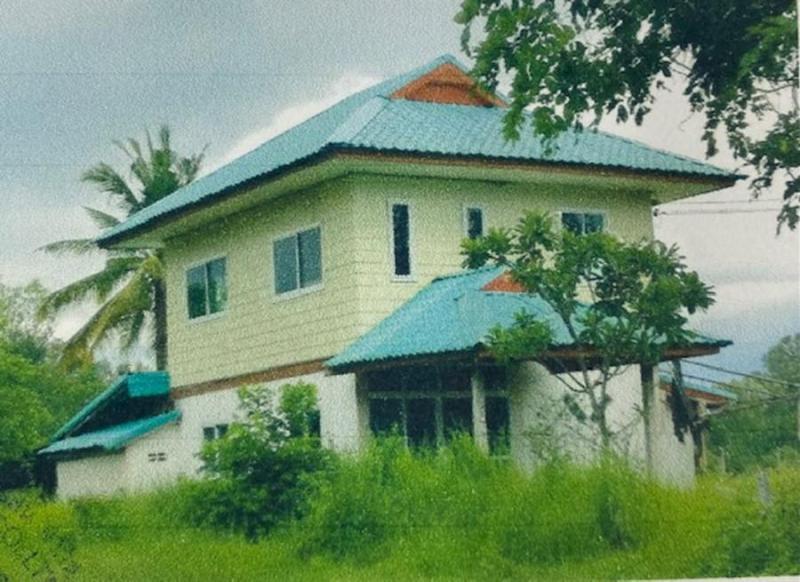 บ้านเดี่ยวหลุดจำนอง ธ.ธนาคารอาคารสงเคราะห์ อุบลราชธานี น้ำยืน สีวิเชียร
